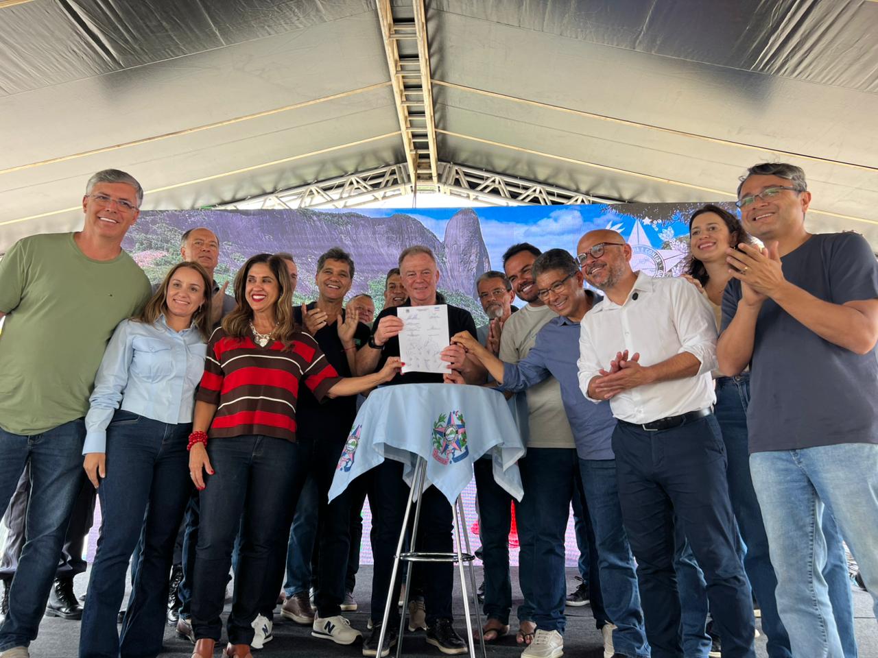 Governo do Estado realiza entregas e anuncia novos investimentos em Pancas
