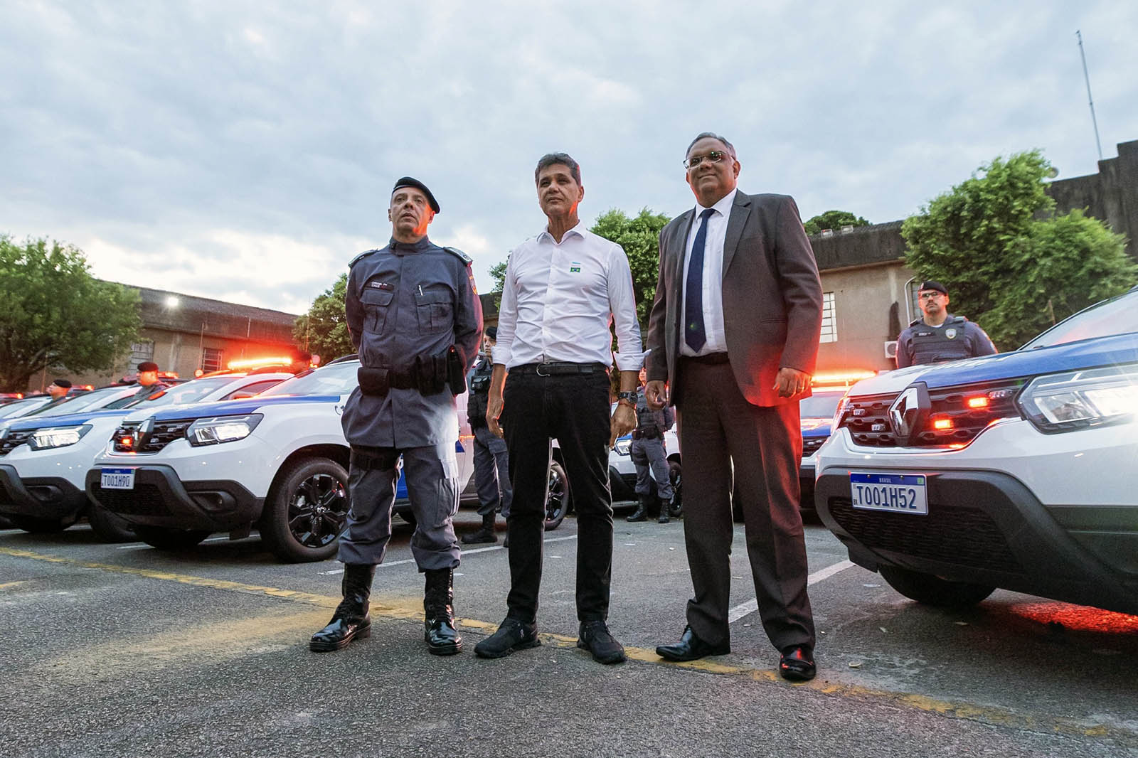 PMES recebe novos fuzis e viaturas semiblindadas para reforço do policiamento