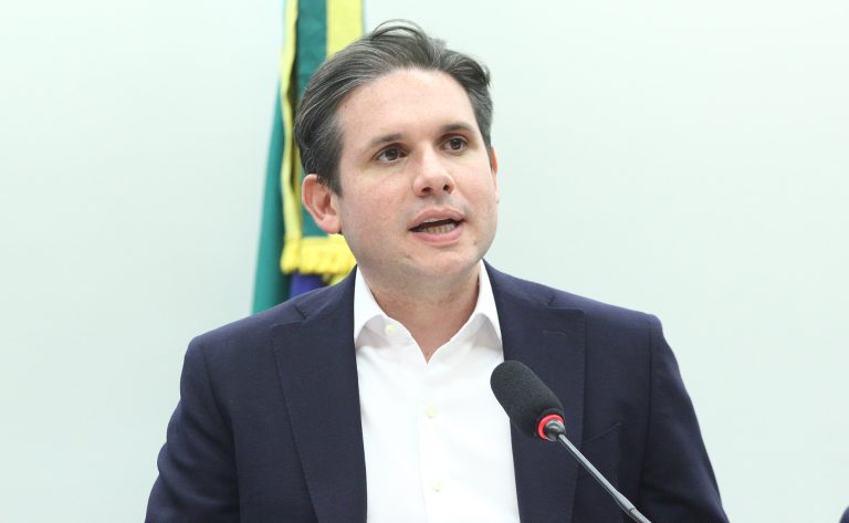Motta diz que governo está dividido sobre fim da 