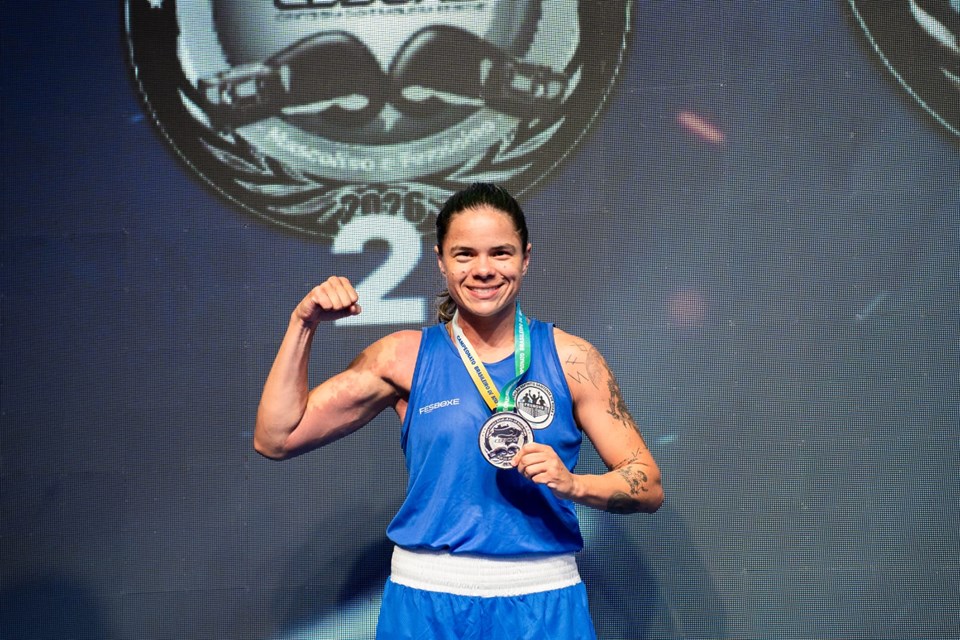 Capixaba é a segunda melhor boxeadora do Brasil da categoria