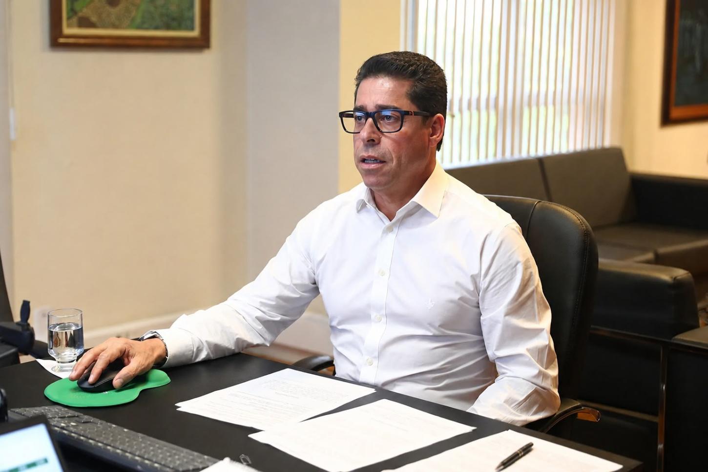 Assembleia aprova isenção de ICMS para compra de ônibus escolares e reduz custo do transporte de estudantes