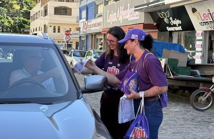 Caminhada reforça fim da violência contra a mulher nesta sexta (21)