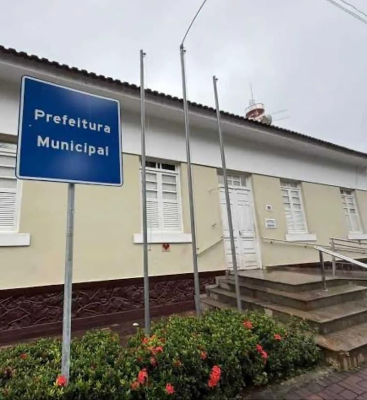 Prefeitura de Alfredo Chaves transfere ponto facultativo do Dia do Servidor Público para 30 de Outubro