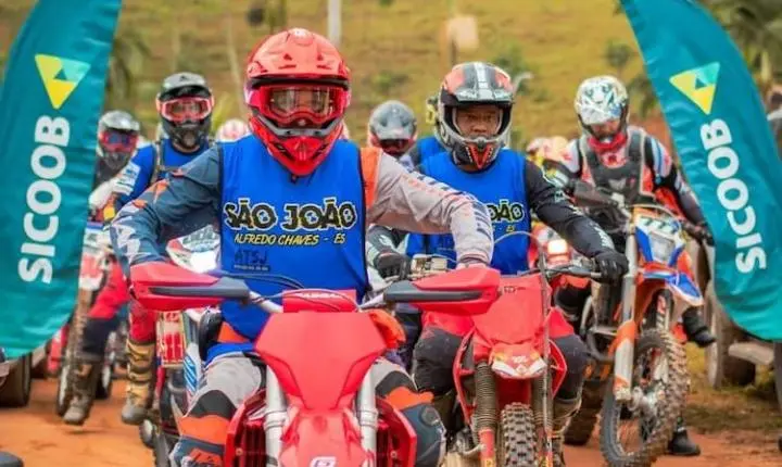 500 trilheiros em encontro radical nas montanhas capixabas