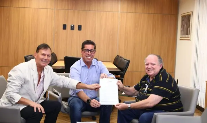 Assembleia Legislativa cria comenda para valorizar gastronomia capixaba e homenageia legado do chef Juarez Campos