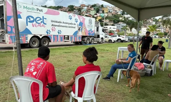 Carreta do Pet Vida chega a Cachoeiro de Itapemirim com serviços gratuitos para cães e gatos