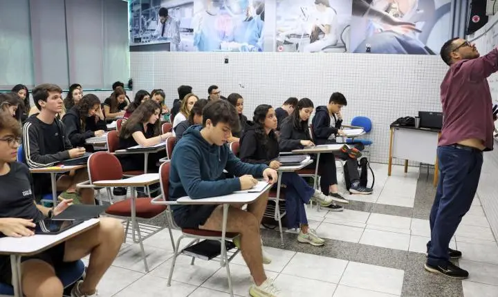 Fies 2026: pré-selecionados devem validar informações até segunda