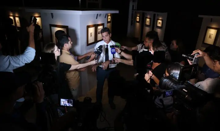 Governador anuncia prorrogação da exposição de Rembrandt no Palácio Anchieta