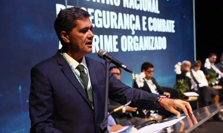 Governador defende legislação mais dura para combater crime em parceria com a União