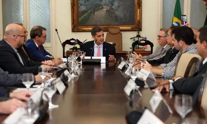 Governador realiza primeira reunião do Estado Presente com gestores da Segurança Pública