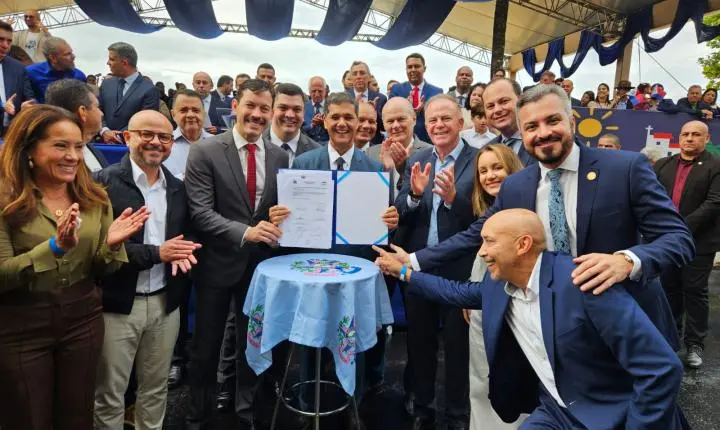 Governo do Estado anuncia novos investimentos e reforça parceria com Vila Velha nos 491 anos do município