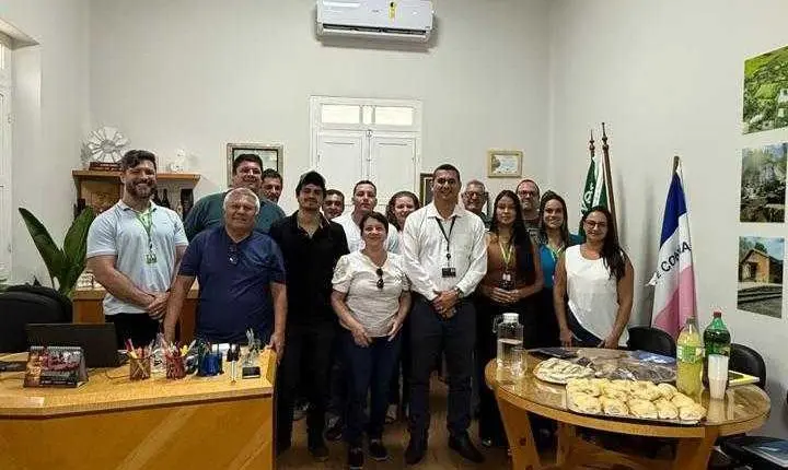 Prefeitura de Alfredo Chaves define ações com a EDP para melhorar o fornecimento de energia