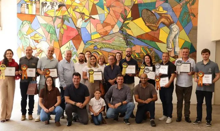 Seag entrega certificados a queijarias capixabas premiadas no Mundial do Queijo do Brasil